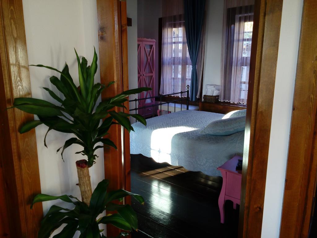 Aristonicus Boutique Hotel Бергама Стая снимка
