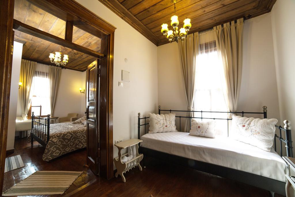 Aristonicus Boutique Hotel Бергама Стая снимка