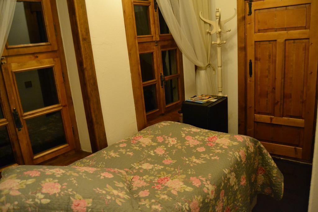 Aristonicus Boutique Hotel Бергама Стая снимка
