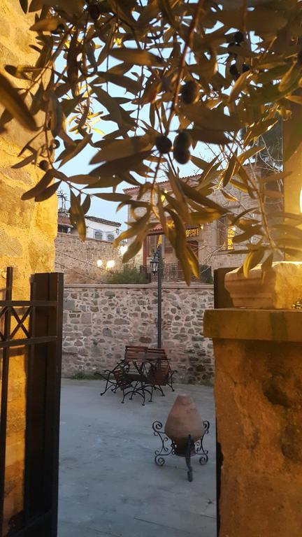 Aristonicus Boutique Hotel Бергама Екстериор снимка